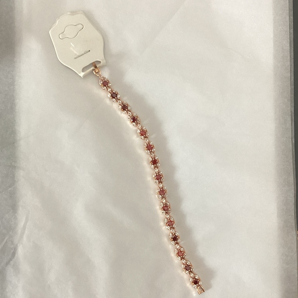 Elegant Red and Gold Bracelet